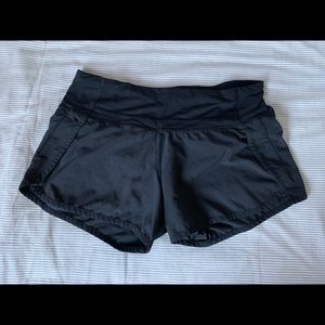 Lululemon Shorts size 4